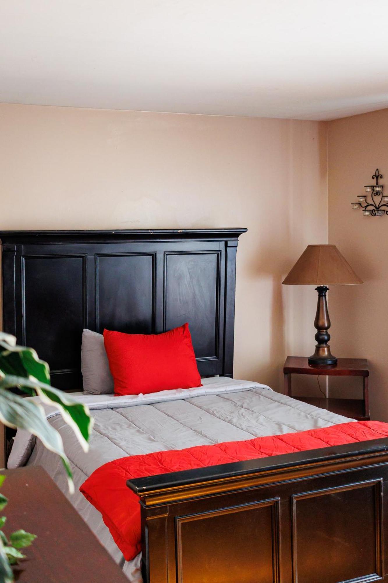 In The Heart Of The Qc! Villa Charlotte Ngoại thất bức ảnh